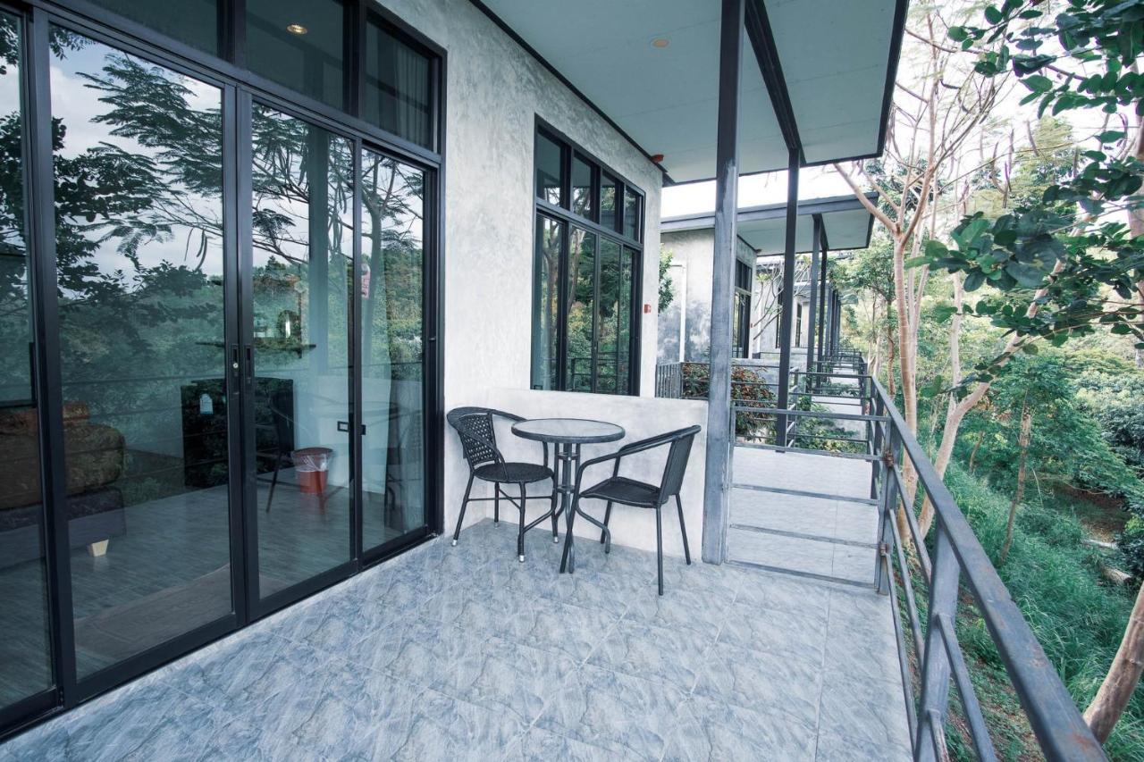 Makmai Sailom Heights Hotel Sattahip Exterior photo