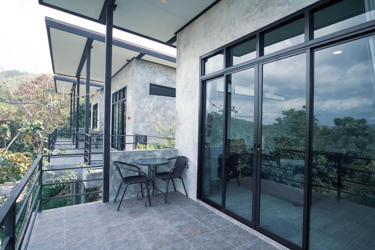 Makmai Sailom Heights Hotel Sattahip Exterior photo