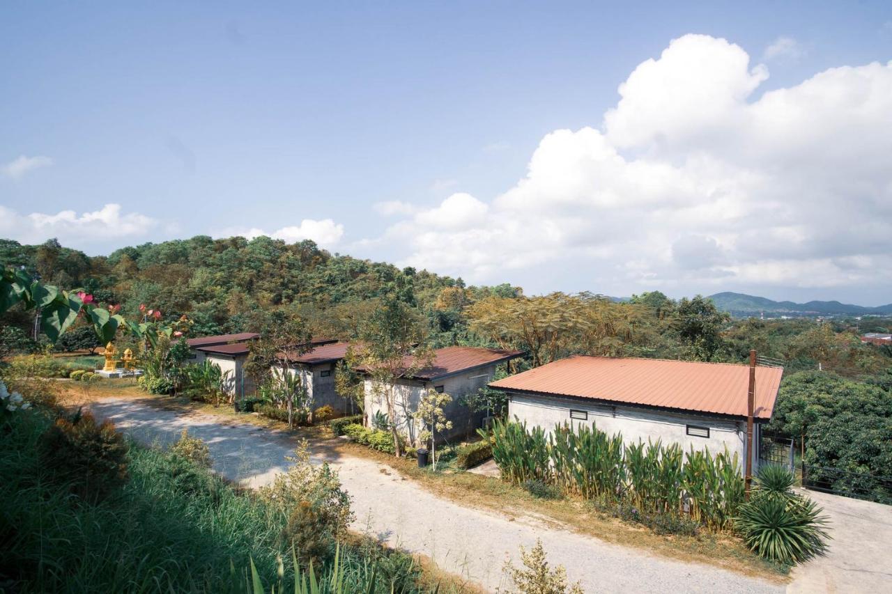 Makmai Sailom Heights Hotel Sattahip Exterior photo