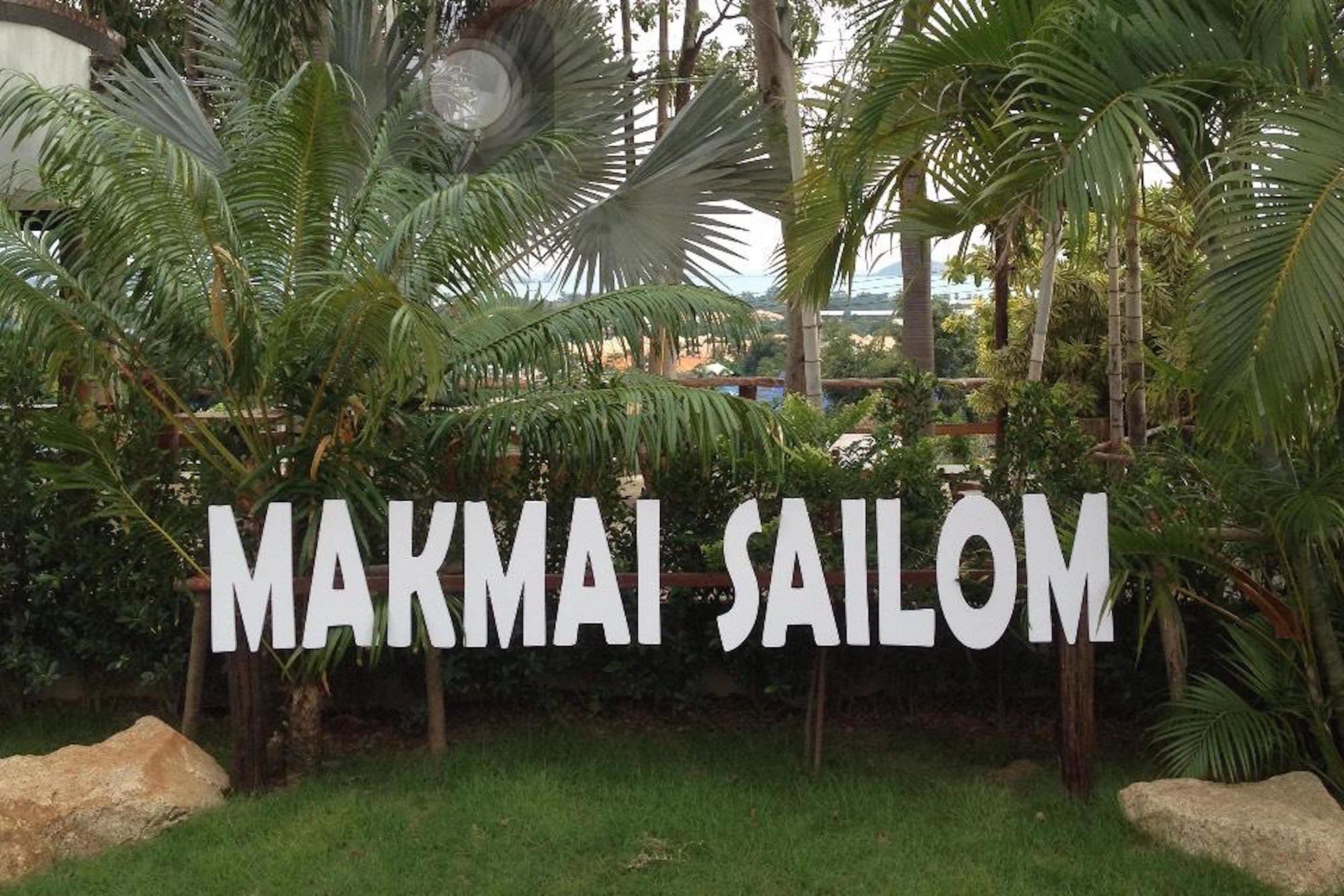 Makmai Sailom Heights Hotel Sattahip Exterior photo
